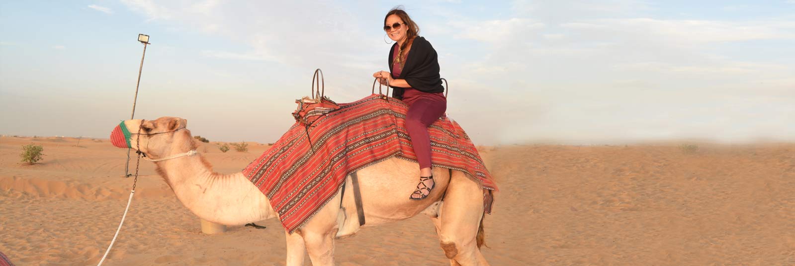 Camel-Ride-in-the-desert