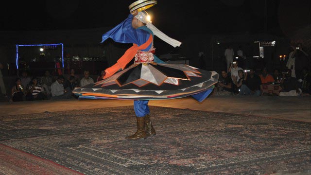 Tanoura Dance Show